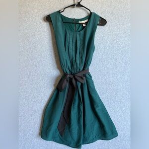 Forever 21 Women’s Green Dress Medium